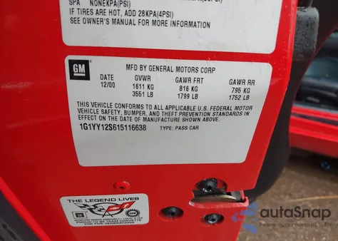 2001 Chevrolet Corvette Z06 Hardtop from USA, damaged, VIN 1G1YY12S615116638